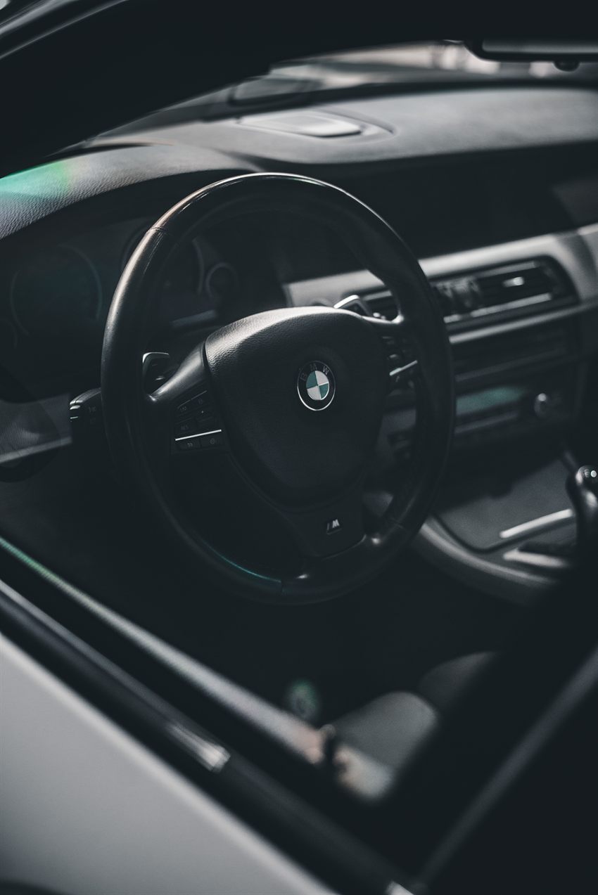 Enterijer BMW F10 tokom kodiranja opreme